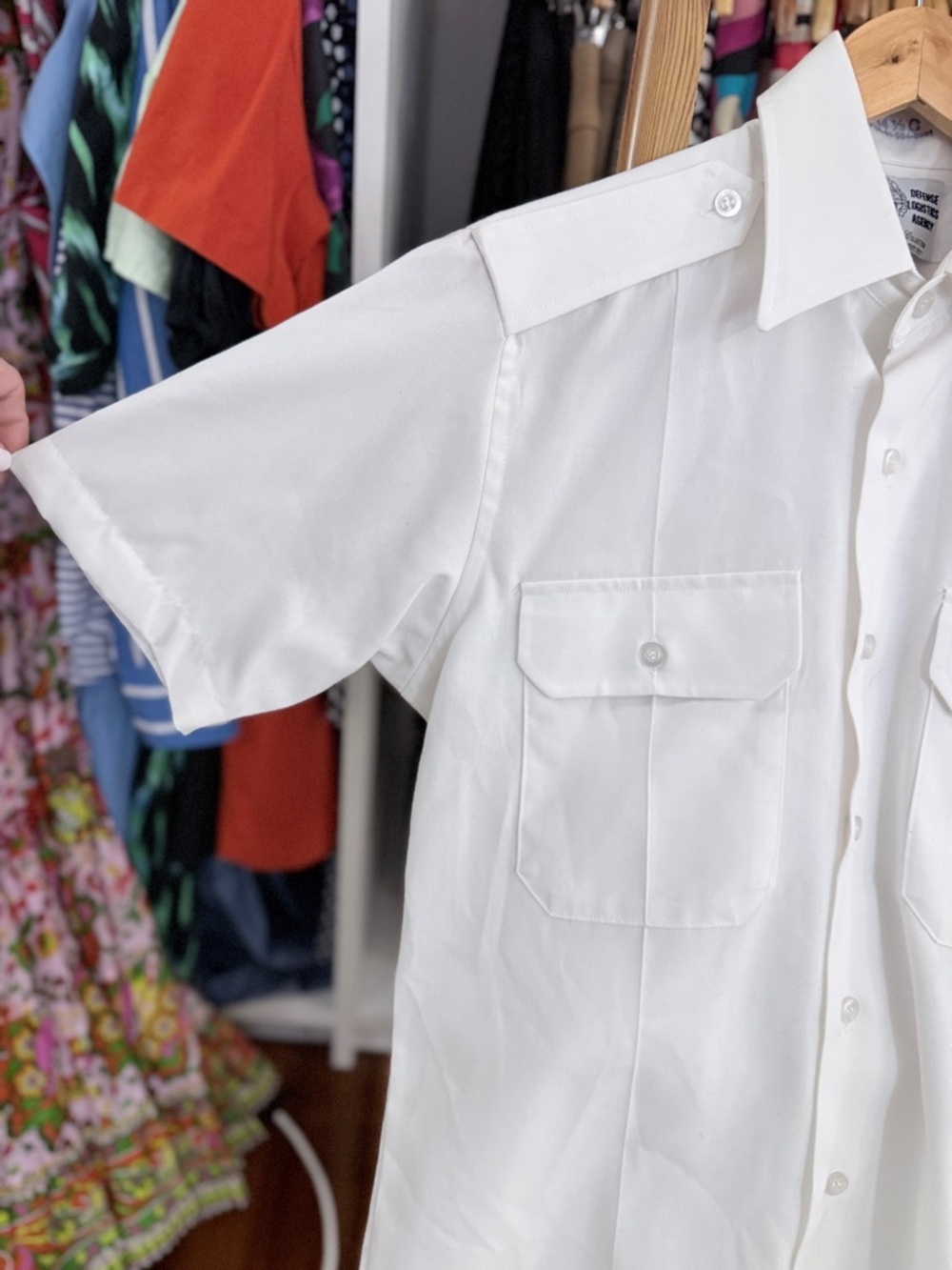 Defense Logistics Agency Garrison Collection Short Sleeve White 521 Shirt - Picture 4 of 7